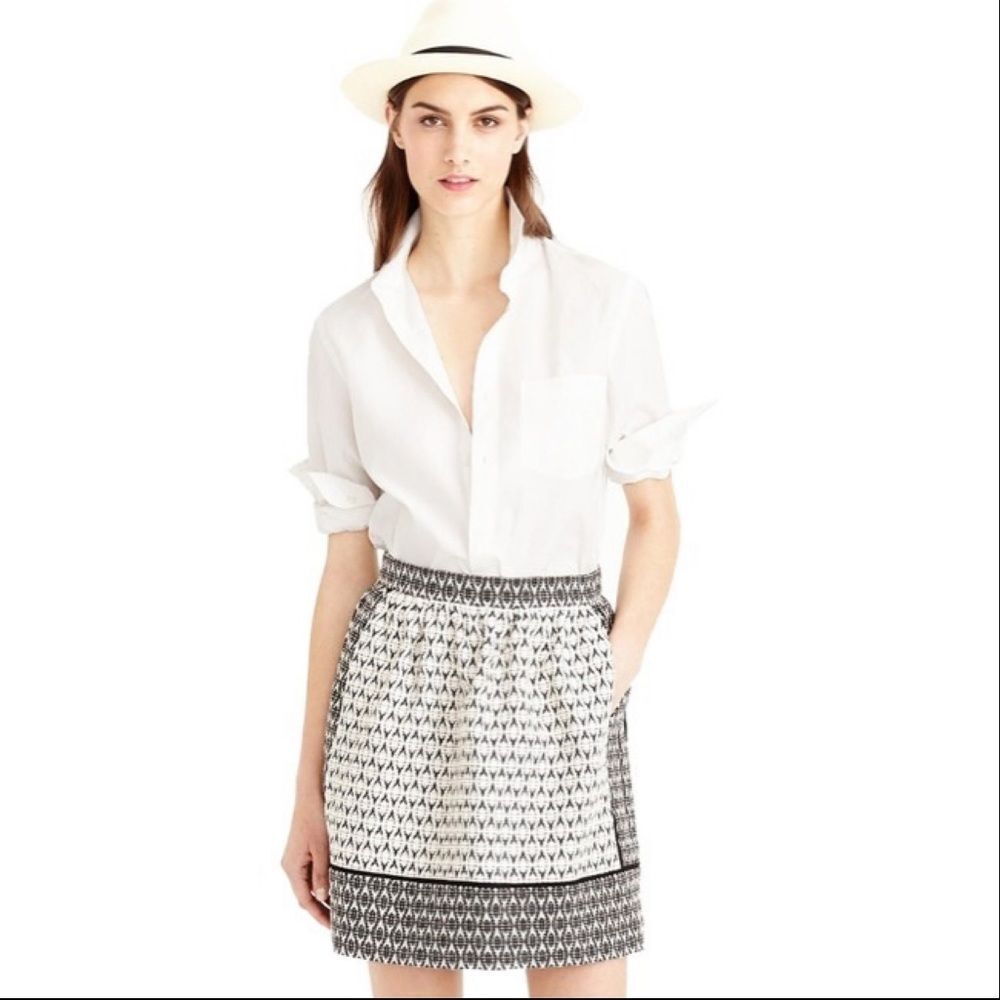 J Crew Textured Multi Print White & Black Business Casual Jacquard A Line Skirt